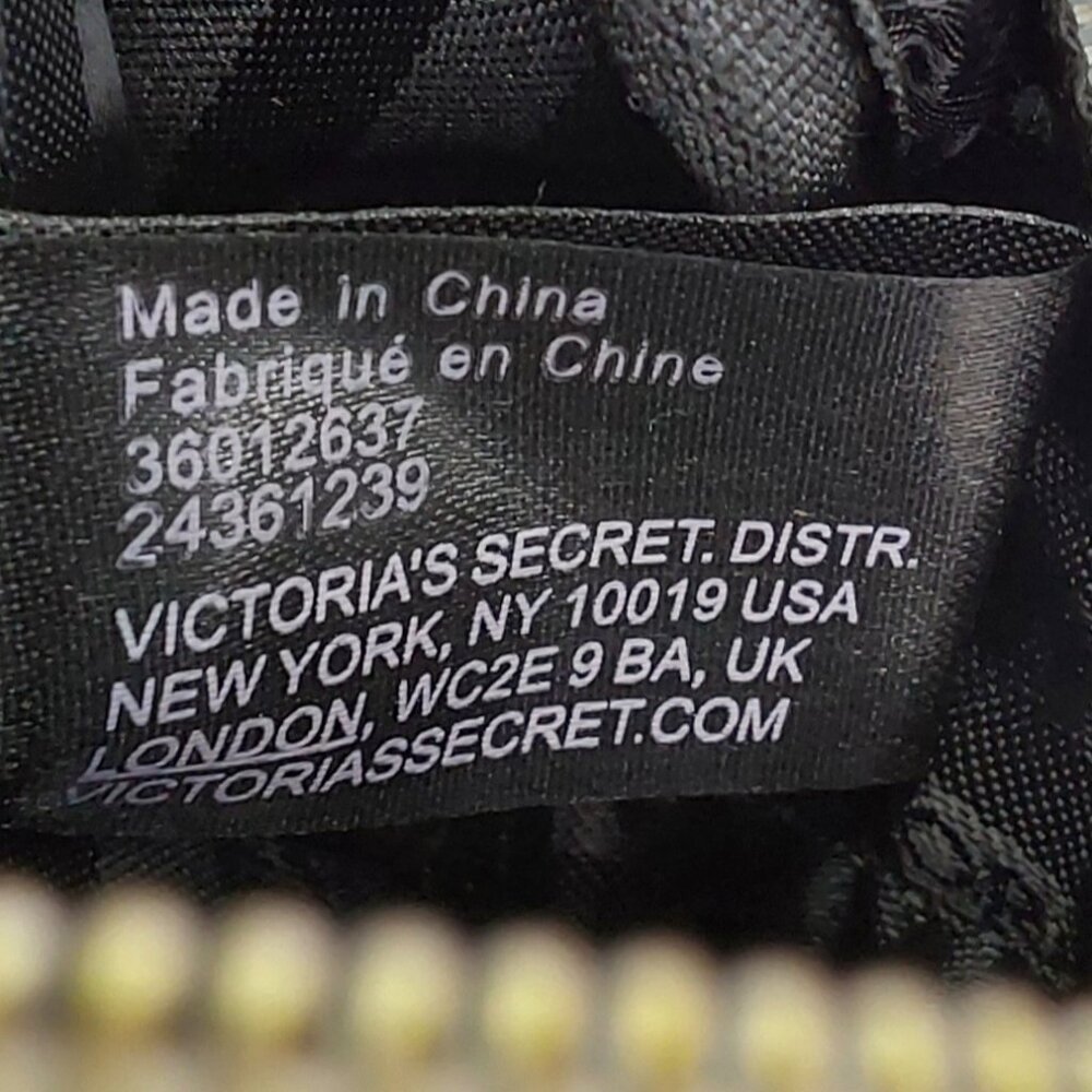 VICTORIA'S SECRET MICRO GRAFFITI BAG KEYCHAIN HEART CHARM LIMITED-EDITION - Picture 12 of 16